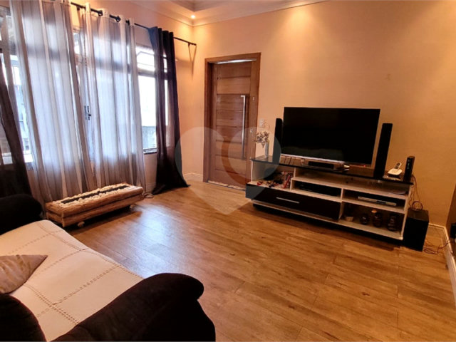 Casa à venda com 6 quartos, sendo 1 suíte,  em Pirituba, São Paulo, SP
