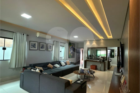 Casa à venda com 3 suítes em Vila Nossa Senhora do Amparo, Ponta Porã, MS