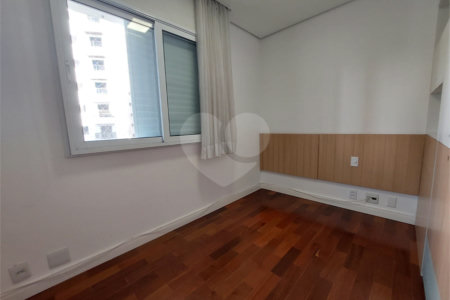 Apartamento à venda com 3 quartos, sendo 1 suíte, em Vila Leopoldina, São Paulo, SP