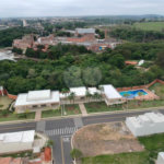 Casa à venda com 3 quartos, sendo 1 suíte, no condomínio Village Moutonnée, Salto - SP