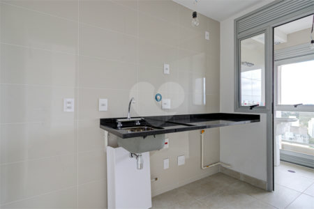 Duplex à venda com 2 suítes em Granja Julieta, São Paulo, SP