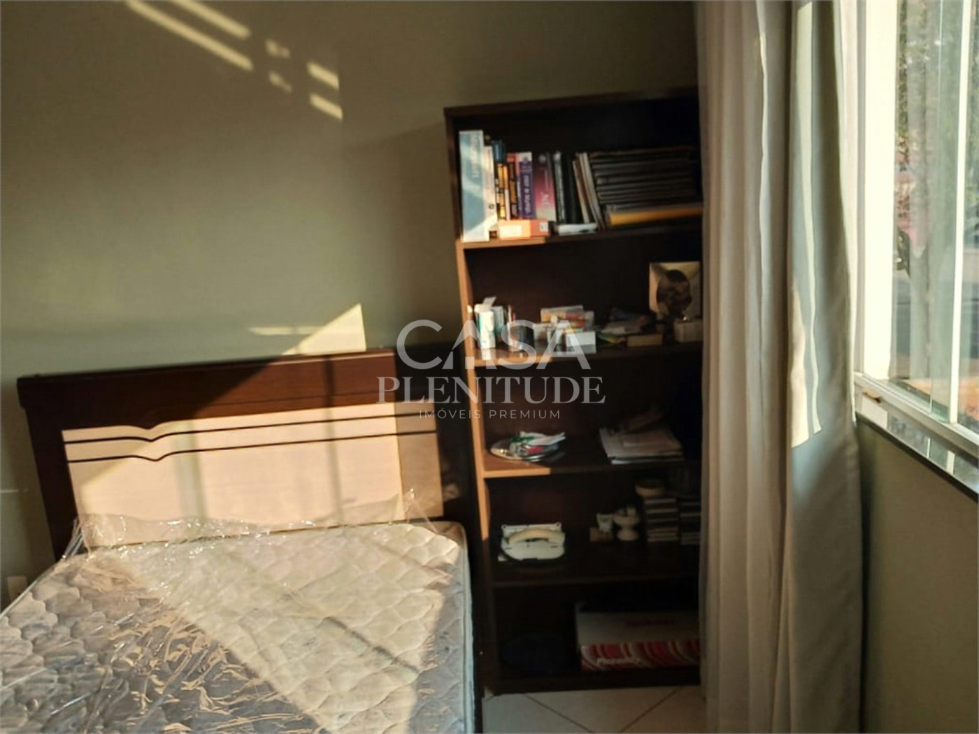 Sobrado à venda com 3 quartos, sendo 1 suíte,  em Wanel Ville, Sorocaba, SP