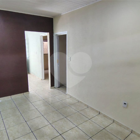 Casa à venda com 2 quartos em Vila Hortência, Sorocaba, SP