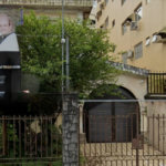 Casa/ Sobrado Amplo no Boqueirão/ Santos/SP