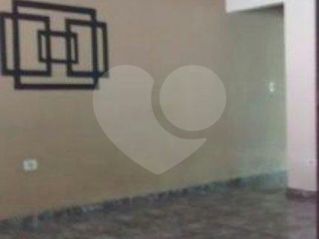 Casa à venda com 4 quartos, sendo 1 suíte,  em Vila Nova Mazzei, São Paulo, SP