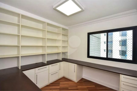 Apartamento à venda com 4 suítes em Paraíso do Morumbi, São Paulo, SP