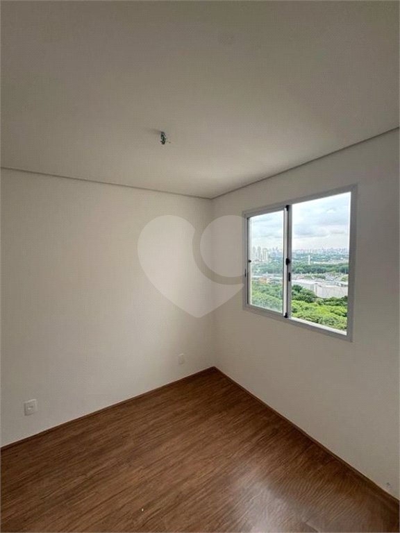 Apartamento à venda com 2 quartos em Parque Industrial Tomas Edson, São Paulo, SP