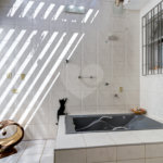 Casa à venda com 3 quartos, sendo 1 suíte, em Santo Amaro, São Paulo, SP