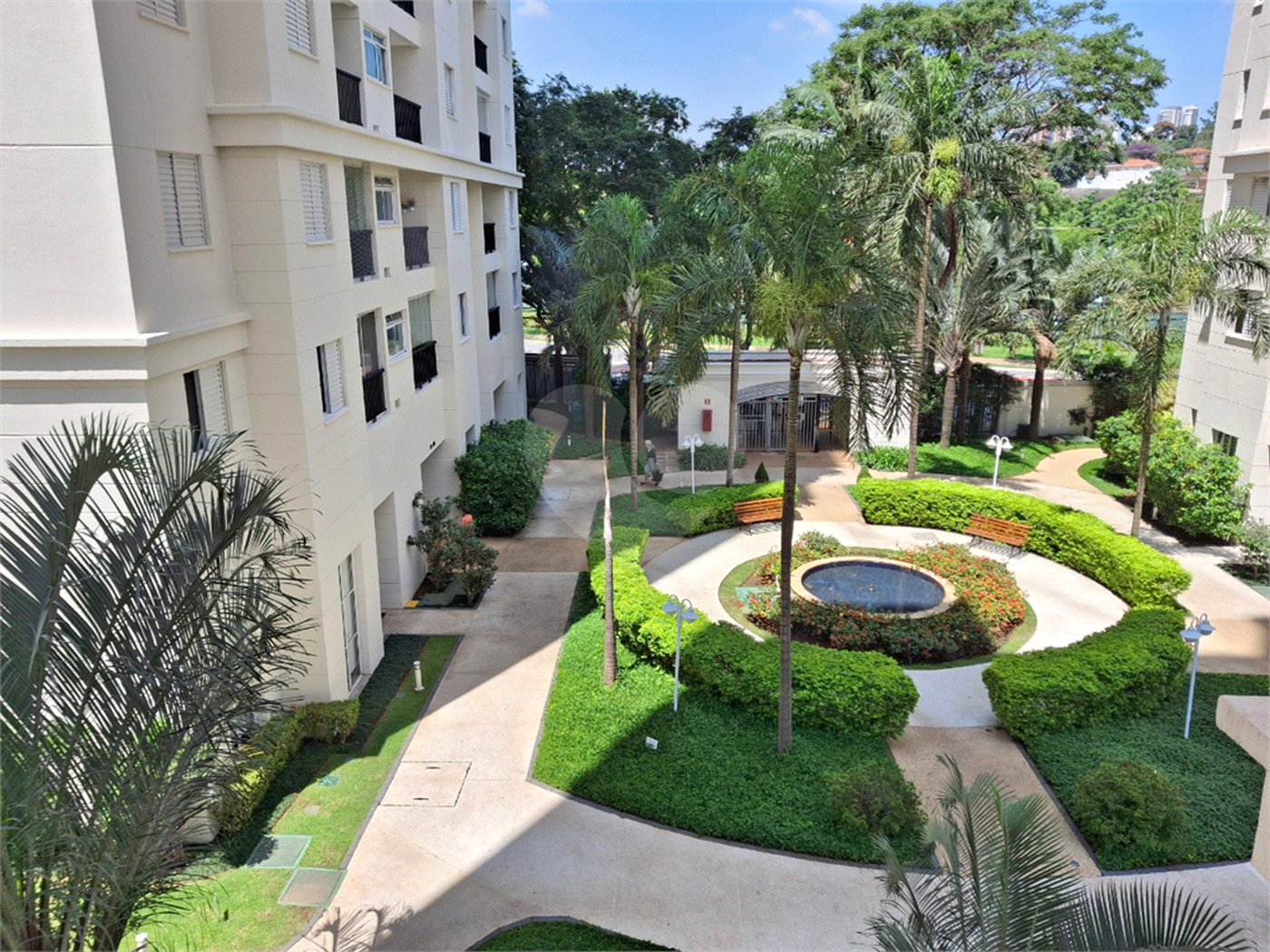 Apartamento à venda com 2 quartos em Vila Anastácio, São Paulo, SP