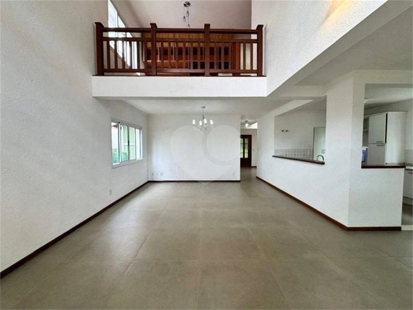 Casa à venda com 3 quartos, sendo 1 suíte,  no condomínio Residencial Recanto dos Paturis, Vinhedo - SP