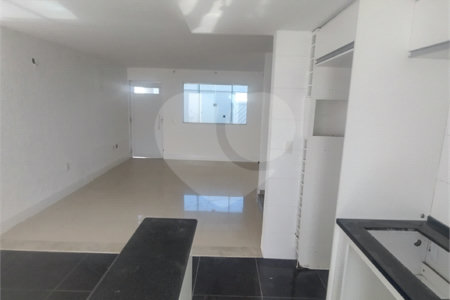 Casa à venda com 3 quartos, sendo 1 suíte, em Campo Grande, Rio de Janeiro, RJ