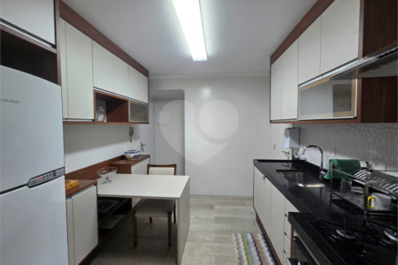 Apartamento à venda com 3 quartos, sendo 1 suíte,  em Santana, São Paulo, SP