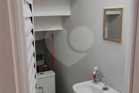 Sobrado à venda com 2 quartos, sendo 1 suíte,  em Vila Antonieta, São Paulo, SP