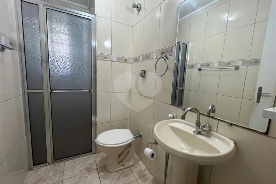 Casa à venda com 4 quartos, sendo 3 suítes, em Jardim França, São Paulo, SP