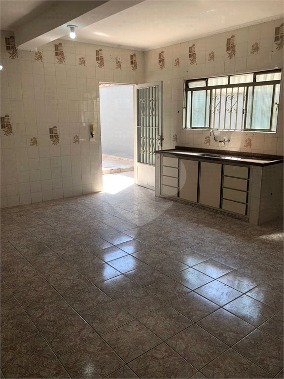 Sobrado à venda ou para alugar com 4 quartos, sendo 1 suíte, em Vila Regente Feijó, São Paulo, SP