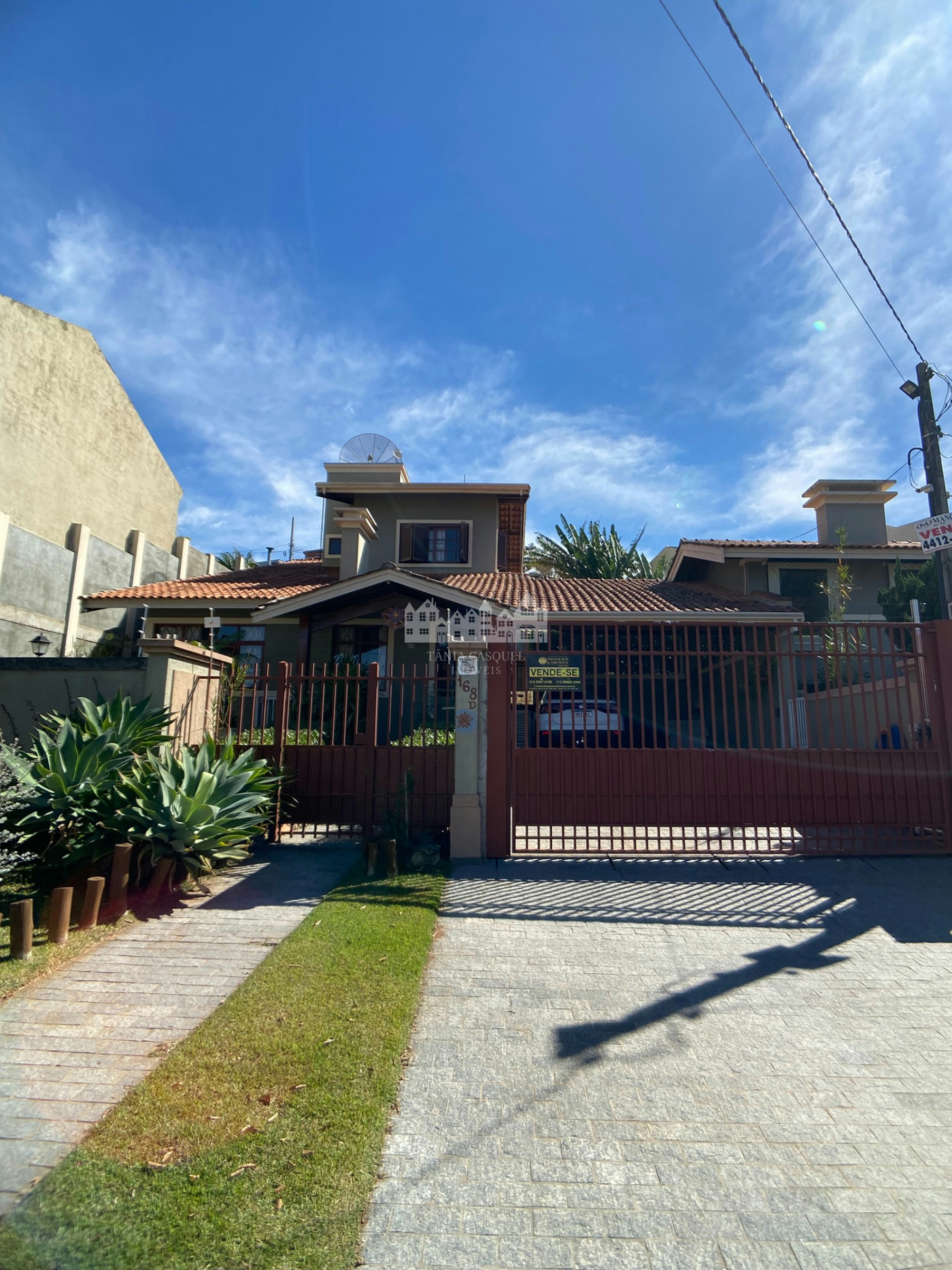 Casa à venda com 3 quartos, sendo 1 suíte, com vista deslumbrante em Recreio Maristela, Atibaia