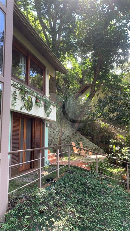 Casa à venda com 4 quartos, sendo 3 suítes, em Residencial Parque Itapetinga, Atibaia, SP