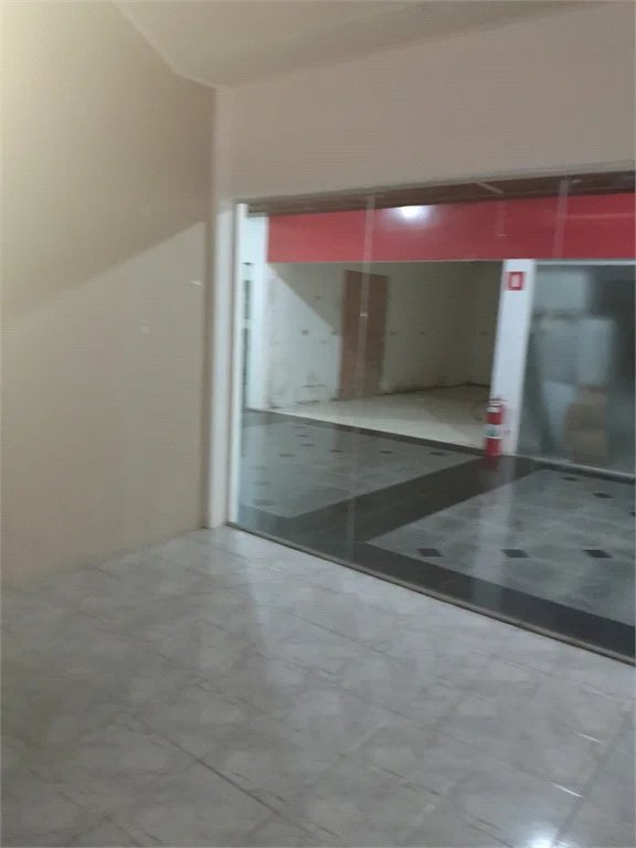 Loja para alugar em Vila Santo Antônio, Cotia, SP