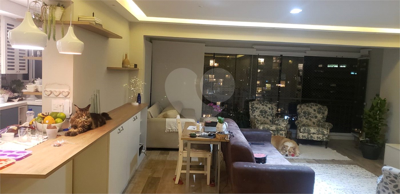 Apartamento à venda com 2 quartos, sendo 1 suíte,  em Jardim Caboré, São Paulo, SP
