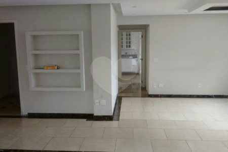 Excelente Apto à venda na Saúde c/240 m2 - 3 Suites/4 Vagas