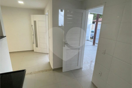 Casa à venda com 3 quartos, sendo 1 suíte, em Campo Grande, Rio de Janeiro, RJ
