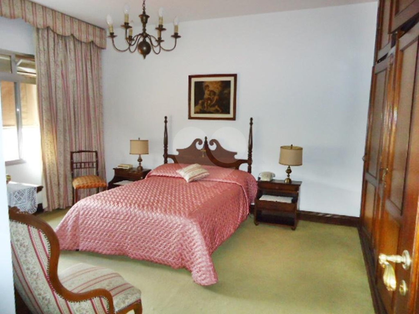Casa Térrea à venda com 4 quartos, sendo 1 suíte,  em Jardim Peri, São Paulo, SP