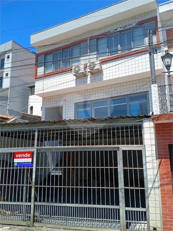 Sobrado à venda com 3 quartos, sendo 1 suíte,  no Centro, Santo André, SP