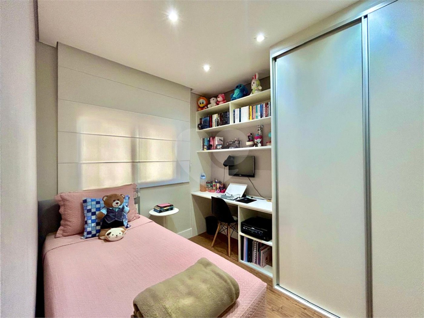 Apartamento à venda com 3 suítes em Jardim Prudência, São Paulo, SP