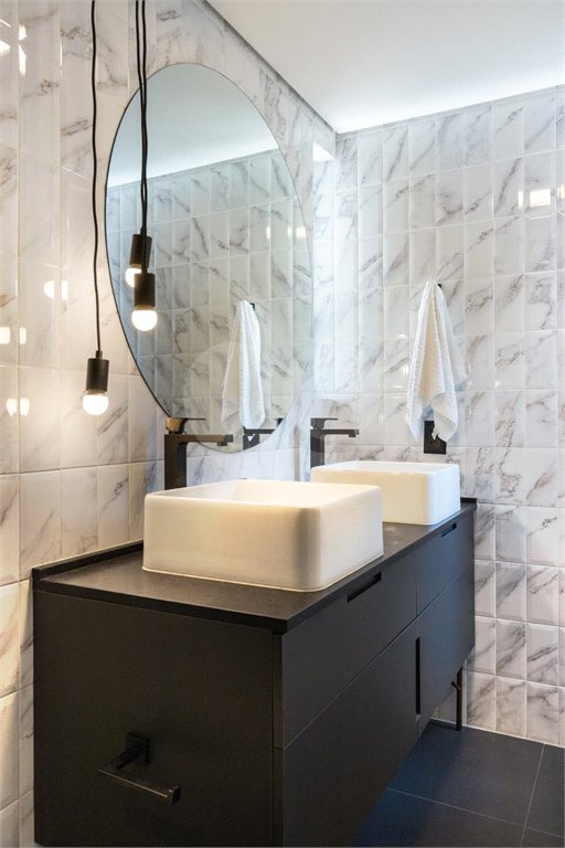 Apartamento à venda com 2 quartos, sendo 1 suíte, em Itaim Bibi, São Paulo, SP
