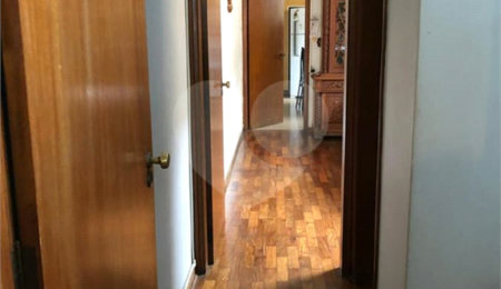 Sobrado à venda ou para alugar com 4 quartos, sendo 1 suíte, em Brooklin Paulista, São Paulo, SP