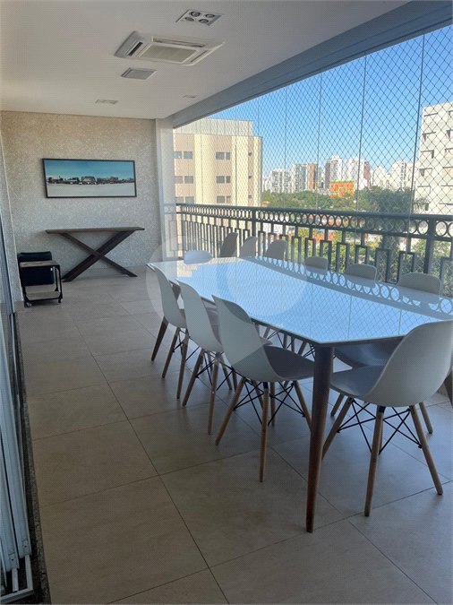 Apartamento para alugar com 3 suítes em Vila Olímpia, São Paulo, SP