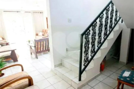 Sobrado à venda ou para alugar com 3 quartos, sendo 1 suíte,  em Jaguaré, São Paulo, SP