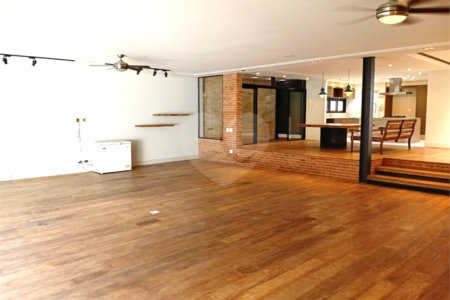 Casa de Vila à venda com 4 suítes em Granja Julieta, São Paulo, SP