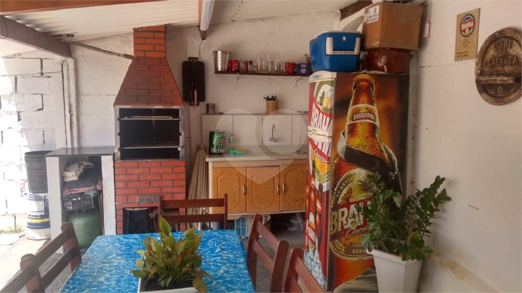 Sobrado à venda com 3 quartos em Jardim das Cerejeiras, Atibaia, SP