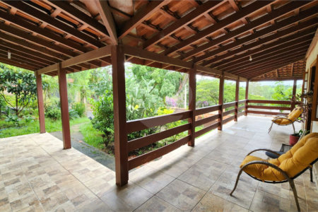 Chácara à venda com 3 quartos, sendo 1 suíte, em Jardim Buru, Salto, SP