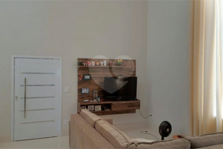 Casa à venda com 3 quartos, sendo 1 suíte, em Residencial Central Parque, Salto, SP