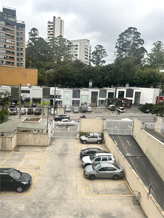 Apartamento à venda com 3 quartos, sendo 1 suíte, em Vila Andrade, São Paulo, SP