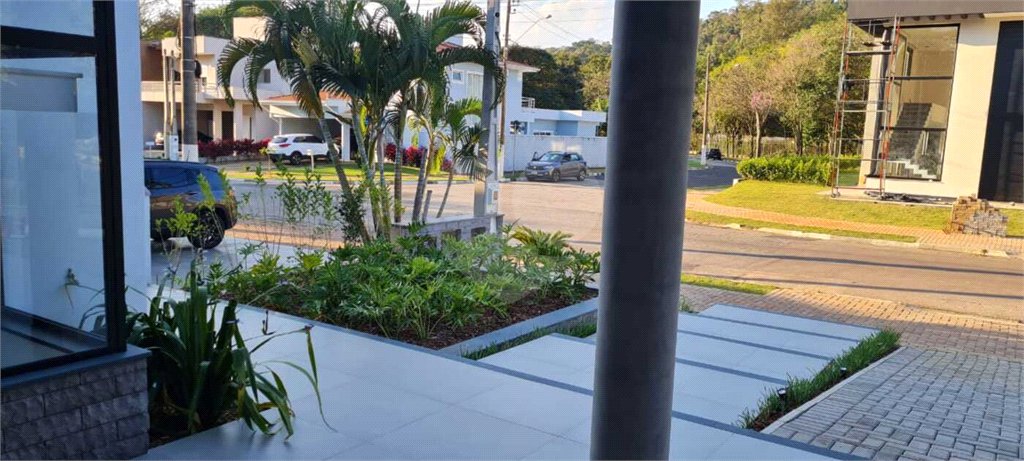 Casa à venda com 3 suítes no condomínio Reserva dos Vinhedos, Louveira - SP