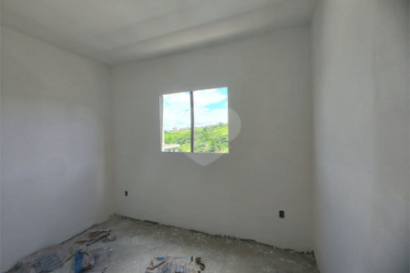 Casa à venda com 2 quartos no condomínio Residencial Sonhar Bella, Atibaia - SP