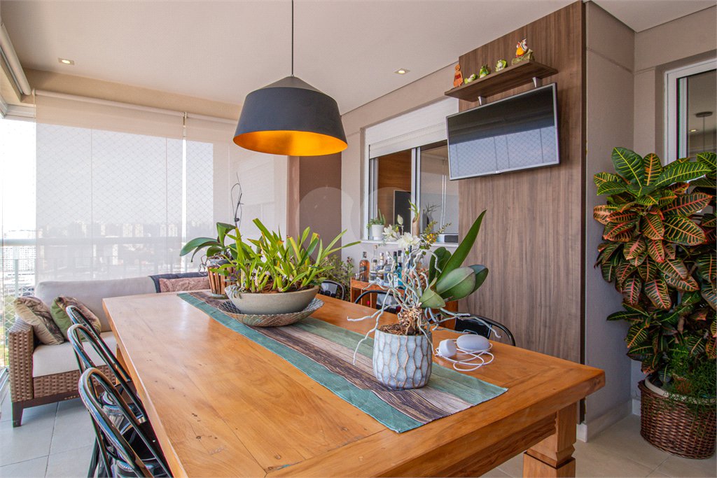 Apartamento à venda com 2 quartos, sendo 1 suíte, em Santo Amaro, São Paulo, SP