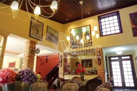 Casa em condomínio fechado