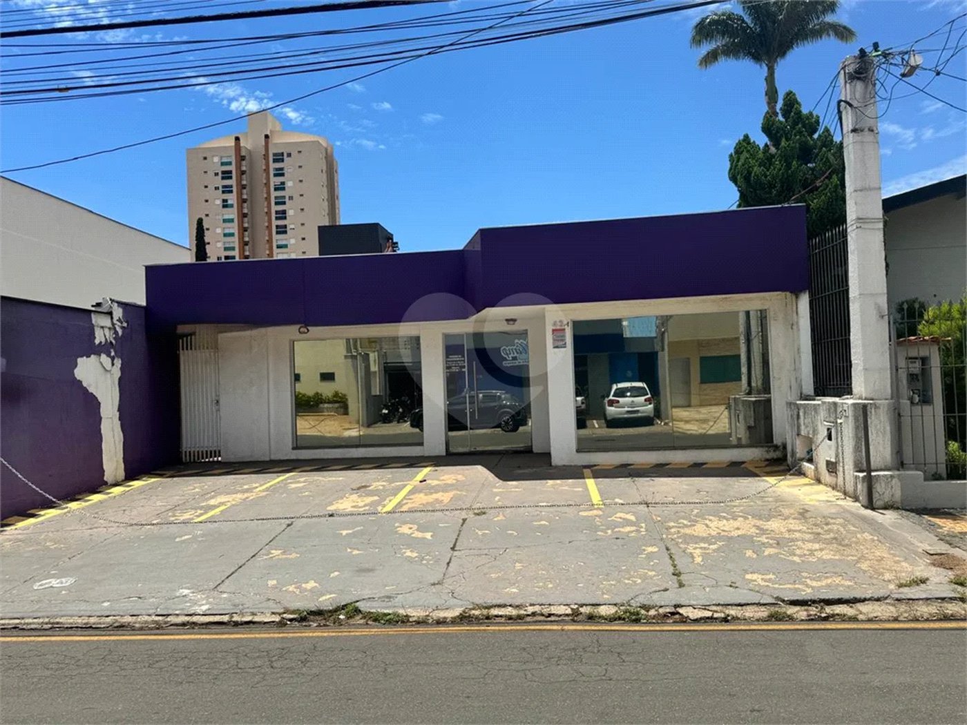 Imóvel Comercial para Venda e Locação no bairro Alto.