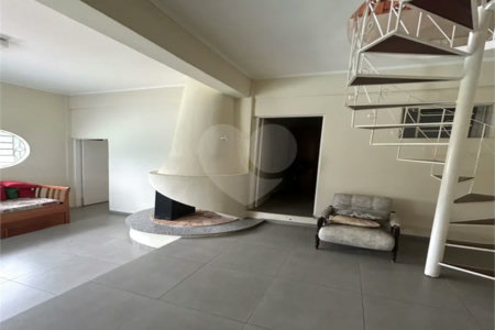 Sítio à venda com 5 quartos, sendo 2 suítes,  em Marmeleiro, São Roque, SP