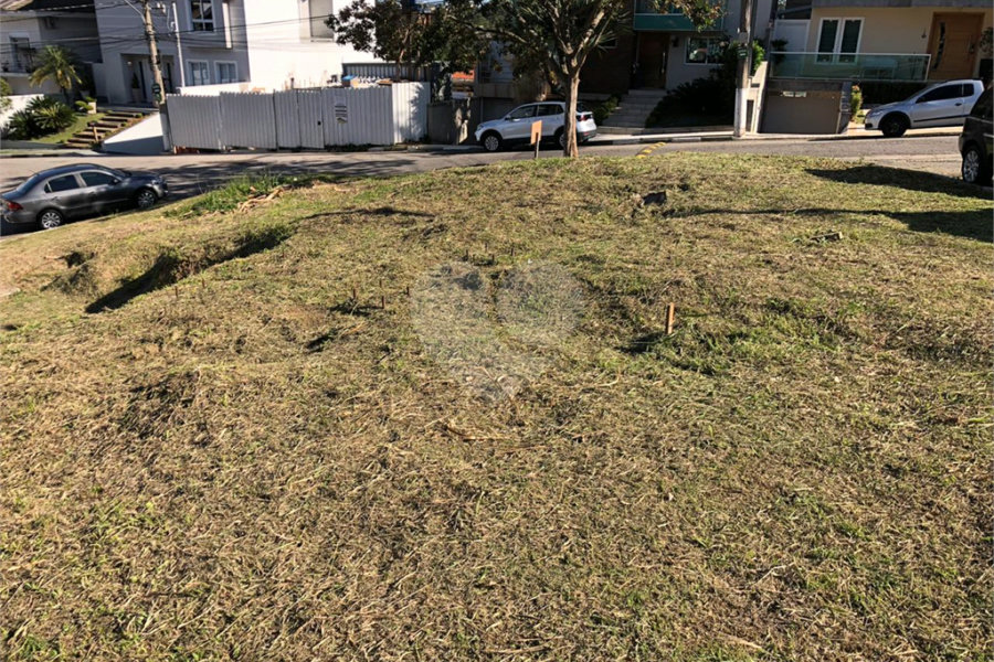 Terreno à venda em Horto, São Paulo, SP
