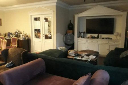 Apartamento à venda com 3 quartos, sendo 1 suíte, em Real Parque, São Paulo, SP