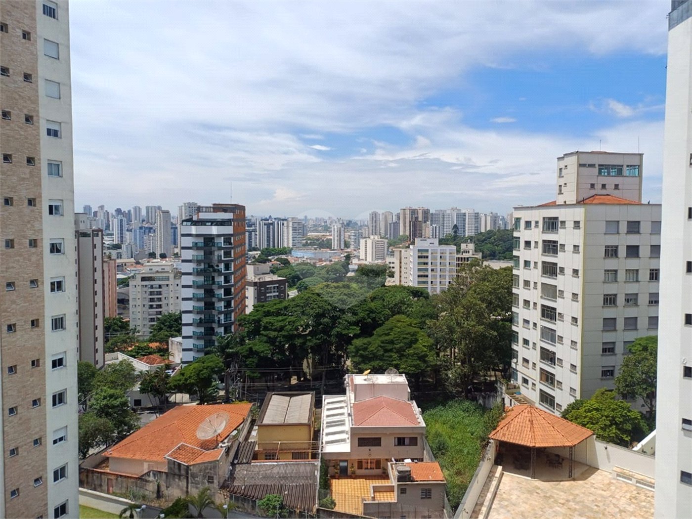 Apartamento à venda com 3 quartos, sendo 1 suíte, em Vila Monumento, São Paulo, SP