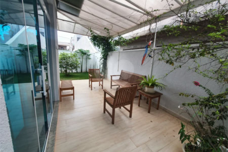 Casa à venda com 4 suítes no condomínio Granville São Venâncio, Itupeva - SP