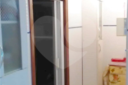 Casa à venda com 2 quartos, sendo 1 suíte, em Vila Dom Pedro I, São Paulo, SP