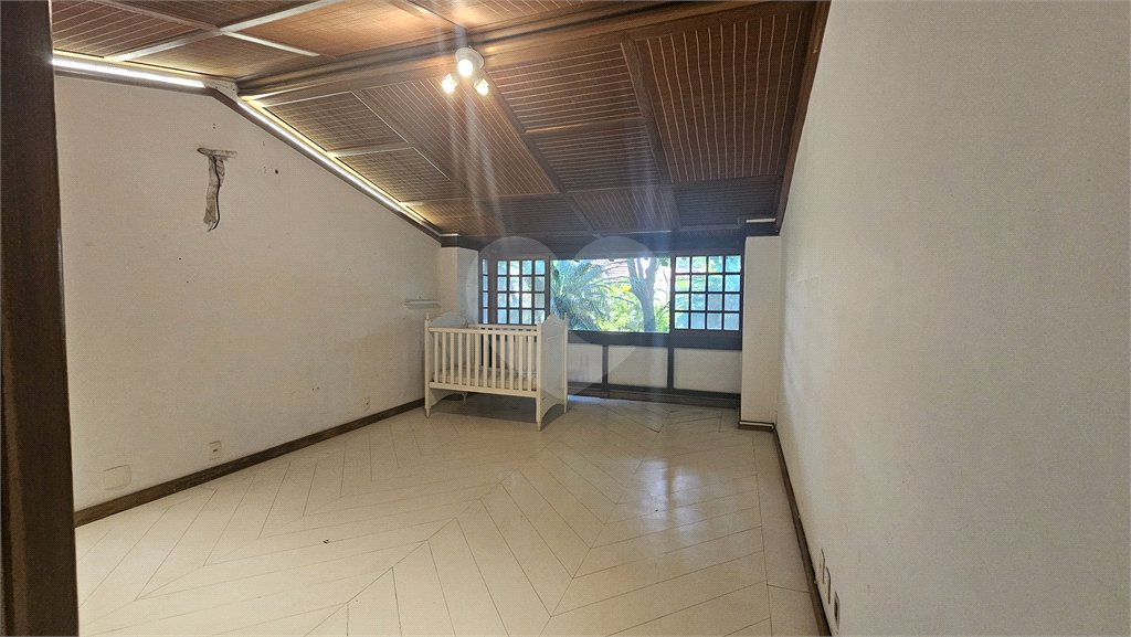 Casa em condomínio à venda com 5 quartos, sendo 3 suítes, em Barra da Tijuca, Rio de Janeiro, RJ