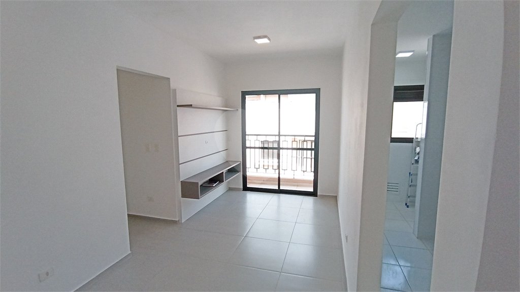 Apartamento para alugar com 3 quartos, sendo 1 suíte, em Pinheirinho, Vinhedo, SP